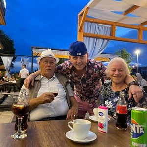 Meet your Posher, Muki